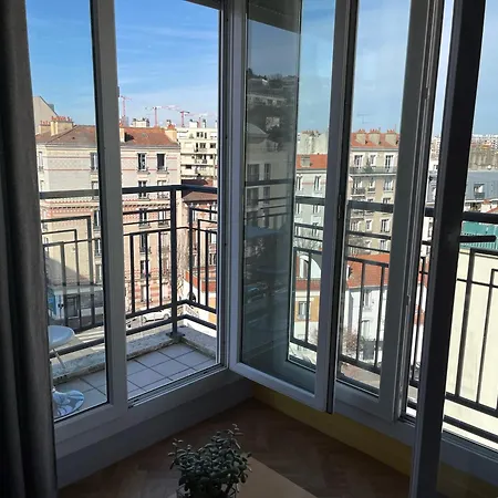 Beau Avec Vue Sur Paris 아파트